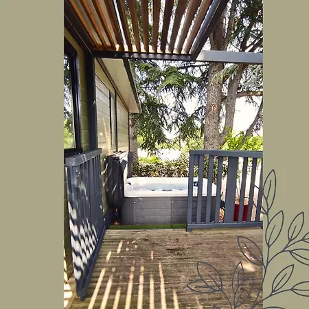 De Plein Air Le Chanset Camping 3*