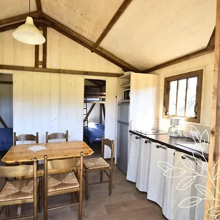 Camping De Plein Air Le Chanset Ceyrat